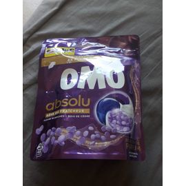 Lessive Omo absolu - capsules de perles aux essences essentielles