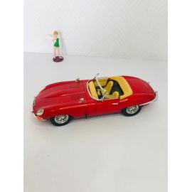 Jaguar Type E Décapotable Rouge 1961 Échelle 1/18 Bburago -Bburago