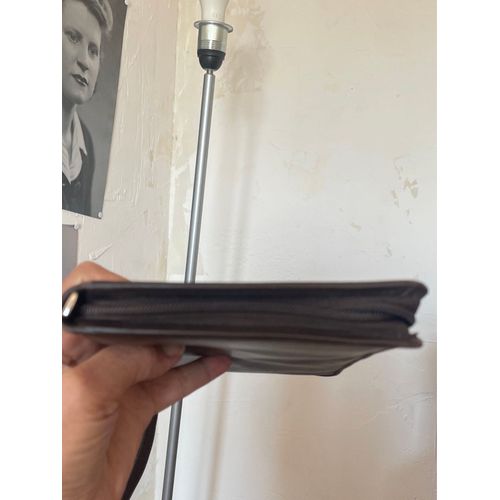 Grande pochette portefeuille porte cartes 23x13 marron avec dragonne très peu utilisée