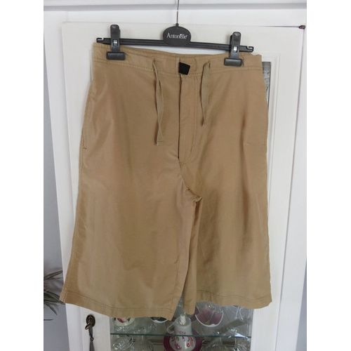 Bermuda Beige T. 38 Tex