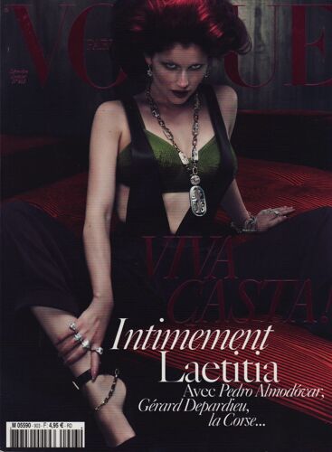 Vogue Paris / 12-2009 N°903 : Laetitia Casta (52p) - Charlotte Gainsbourg (3p)