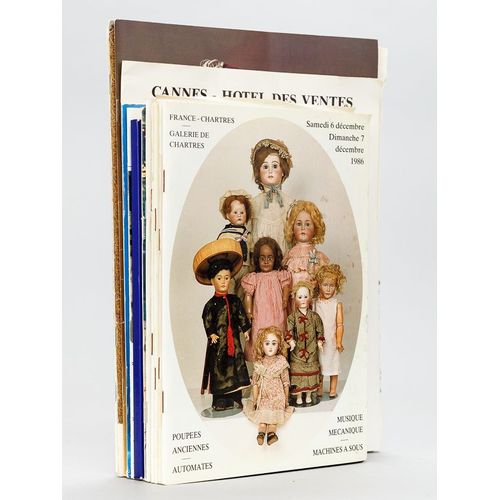 [ Lot De 16 Catalogues D'enchères Sur Le Thème Des Poupées Anciennes ] Philippe Jalenques. Jouets, Jeux Du Xixe, Poupées, Automates, Magie Lumineuse,