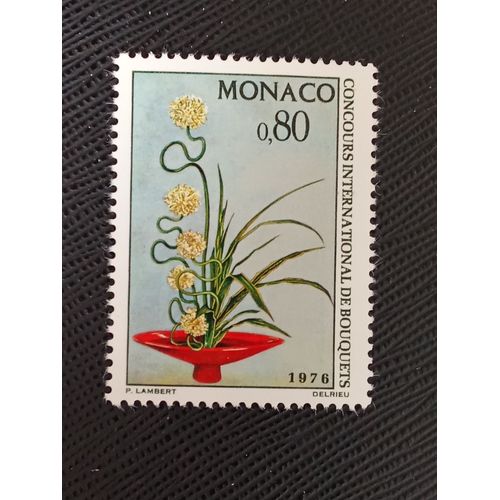 Timbre Monaco Y T 1036 Ikebana 1975 ( 110809 )