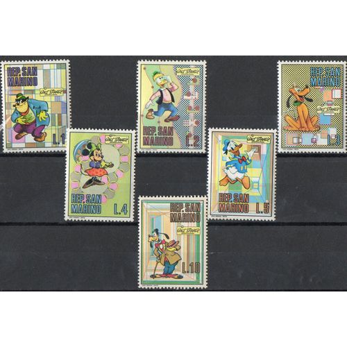Saint-Marin Timbres Personnages De Disney