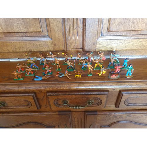 Lot 27 Figurines Anciennes (Et 1 Accessoire Feu De Camp) Collection Starlux Original Western (Far West Cowboys Indiens Trappeurs Sioux Cheyennes Iroquois Apaches Incas Pirates Mexicains)