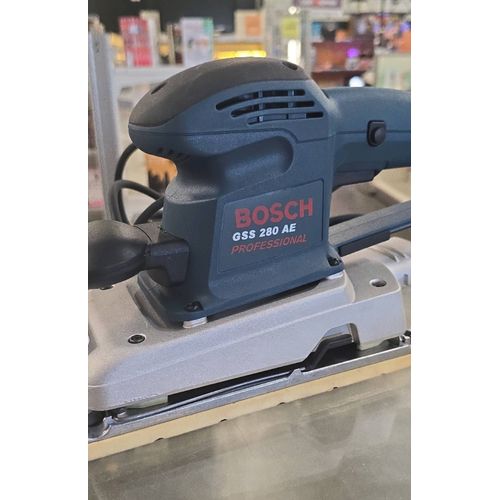 Ponceuse vibrante Bosch GSS 280 AE
