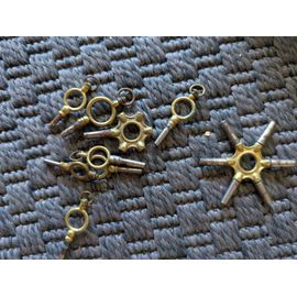 Lot De Clés Multiples Anciennes Pour Montres À Gousset