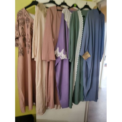 Tenue Longue Pour Femme État Neuf Sans Étiquettes