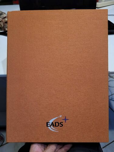 Coffret Eads Airbus .. 16 Lithographies Signée Antonio Andivero