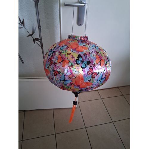 gros lampion vietnamien en tissu multicolore