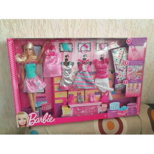 BARBIE GARDE ROBE ET ACCESSOIRES