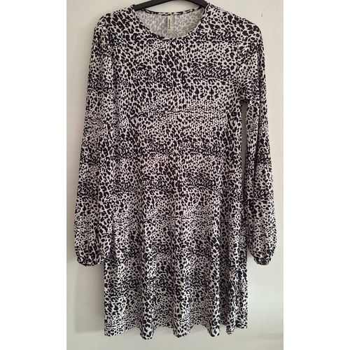 Robe Fluide Bicolore Plissée