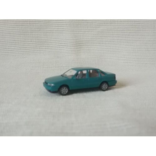 Voiture Volkswagen Passat 4 Limousine Bleu Turquoise     Ho    1/87    (Made In Germany)-Wiking