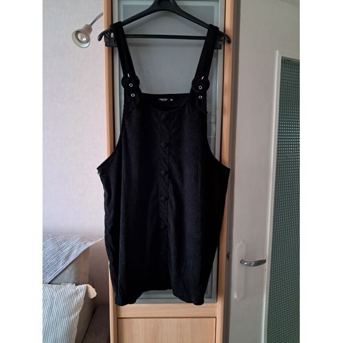 Robe Neuve Taille 50-52 Velours Noir