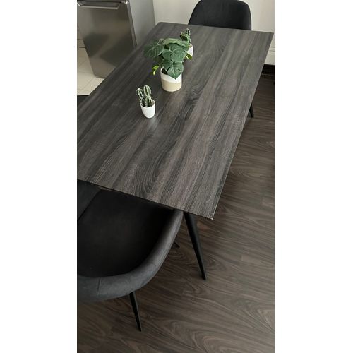 Table À Manger + 2 Chaises + 1 Grande Chaise