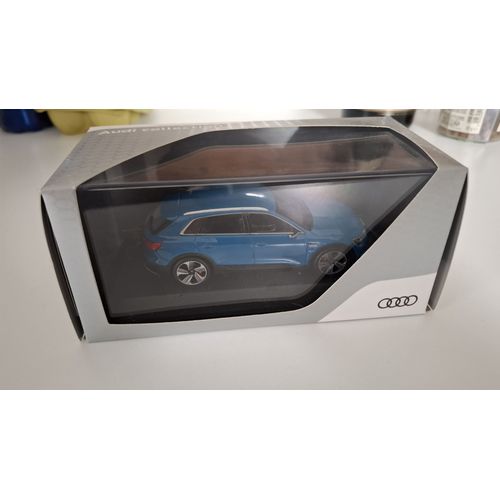 1/43 Audi E-Tron Q6 Antigua Blue Spark-Spark