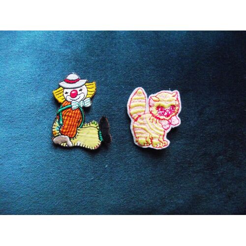 Stickers (2) Brodés À Coudre Pour Vêtements Ou Accessoires Année 80'