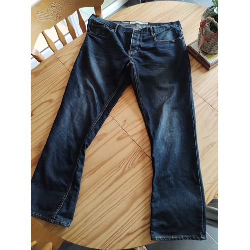 Jean Très Peu Porté Coupe Regular Entre-Jambes 79,50 Cm Hauteur 106 Cm Taille 50 Cm