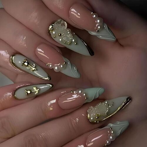 24 Pièces Longs Ongles Autocollants Stiletto French Tip Faux Ongles Verts Avec Motifs Floraux Dorés En 3d Autocollants Pour Ongles En Amande
