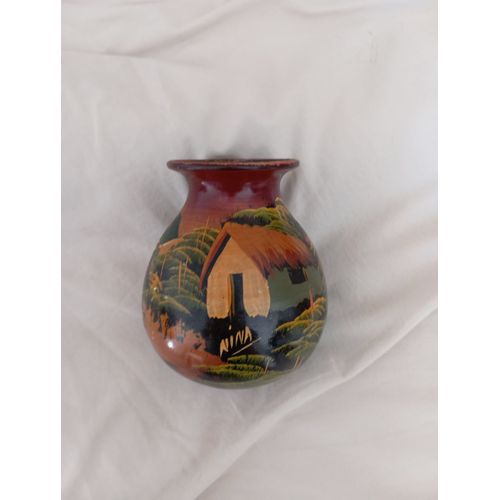 PETIT VASE PERUVIEN PEINT ET FAIT A LA MAIN
