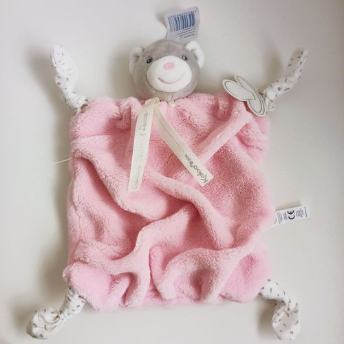 Doudou Ours Plat Plume Rose KALOO