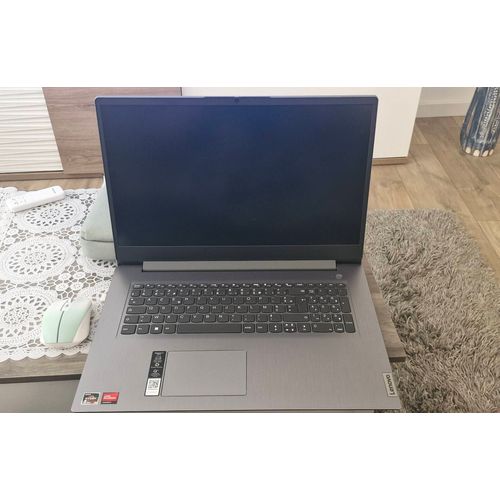 PC LENOVO 17"IP3 17ALC6