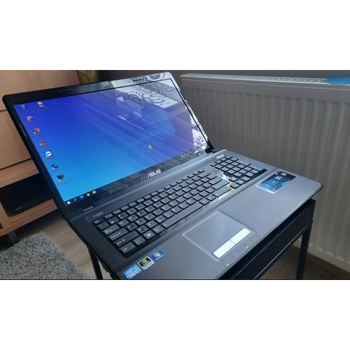Asus X93S - 18.4" Intel Core i3 - Ram 4 Go - DD 500 Go