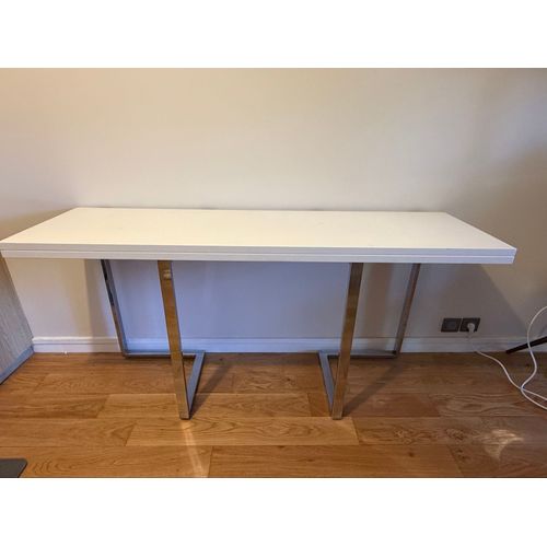 Table Console En Mélaninée Dimension Fermée 45x160 Ouverte 90x160. Parfaite Pour 6/8 Personnes Et Pour Les Petits Espaces.