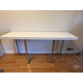 Table Console En Mélaninée Dimension Fermée 45x160 Ouverte 90x160. Parfaite Pour 6/8 Personnes Et Pour Les Petits Espaces.