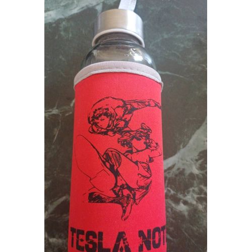 Gourde Tesla Note