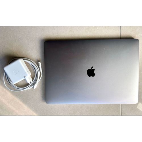 Apple MacBook Pro 2016 - 15" Intel Core i7 - 2.2 Ghz - Ram 16 Go - DD 512 Go - Azerty - Gris sidéral