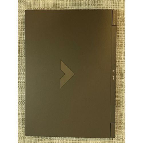 HP Victus 15-fb2032nf - 15" AMD Ryzen 5 - Ram 16 Go - SSD 512 Go - Gris métalisé