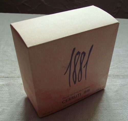Pour Collectionneur Ou Pour Décoration Flacon Vide Et Sa Boite 1881 Eau De Toilette Pour Femme Cerruti 1881 100ml