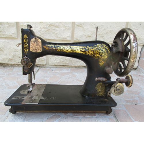 Machine à coudre SINGER année 1900/1920
