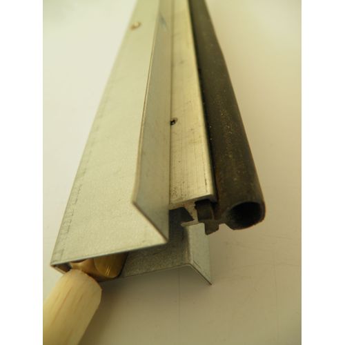 Joint caoutchouc pour plinthe automatic Clonet, Ellen.. 1ml