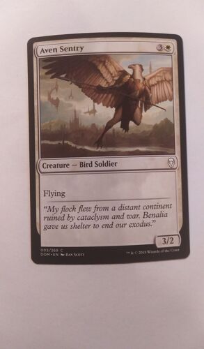 Aven Sentry // Sentinelle Avemain (Dominaria)