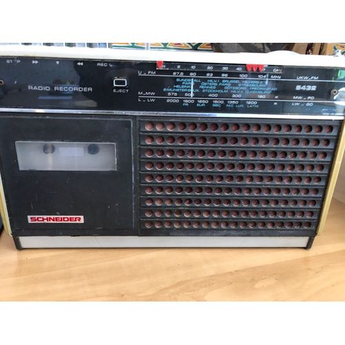 Vends Radio k7 schneider 1972 pour collectionneur