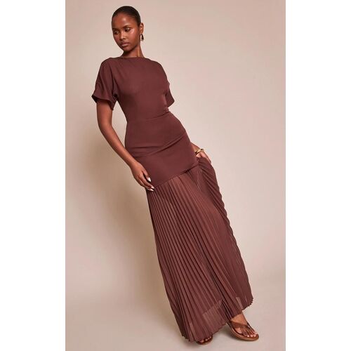 Robe Longue Satinée Chocolat Nouée Derrière À Ourlet Plissé, Chocolate.