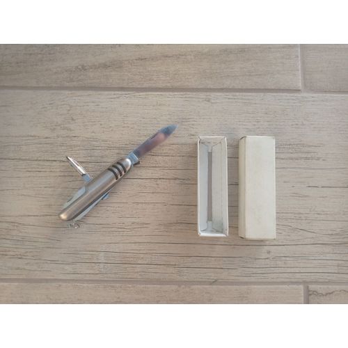 Couteau Suisse Multi-Fonctions