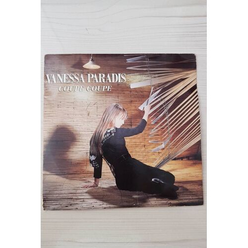 Vanessa Paradis Coupe Coupe