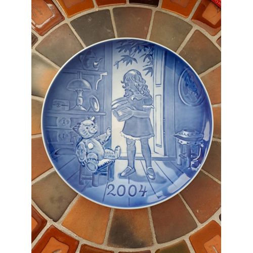 Royal Copenhaguen. Assiette décorative décorative ourson STEIFF Goldilocks. 2004. Porcelaine.