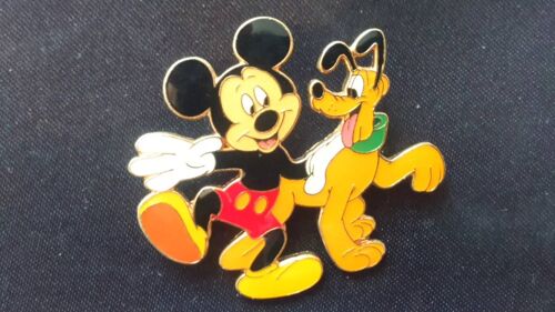 Pins Disney Disneyland Paris : Mickey & Pluto