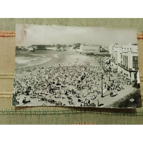 Carte Postale Noire Blanche "Le Casino Et La Grande Plage De Biarritz"Victorienne Début 1900.