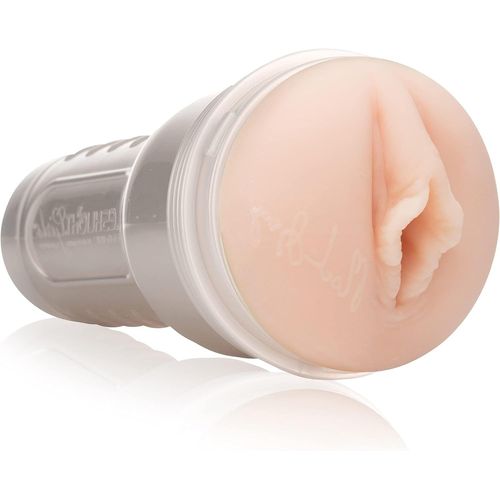 Madison Ivy Masturbateur Discret En Super Skin