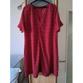 Robe Neuve Taille 46-48 Rouge Coeur Blanc
