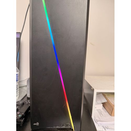 PC Gamer AMD Ryzen 5 - Ram 16 Go - SSD 1.240 To + HDD 500 Go