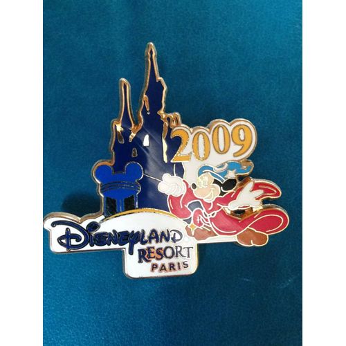 Rare Pins Disney Disneyland Paris : Mickey Sorcier + Château Année 2009