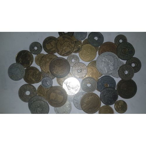 Lot De 50 Pièces Françaises Tous Différentes De 1 Centime A 50 Francs
