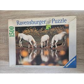 Puzzle 1500 pièces Ravensburger Chevaux au point d'eau