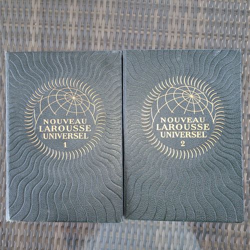 Nouveau Dictionnaire Larousse Universel